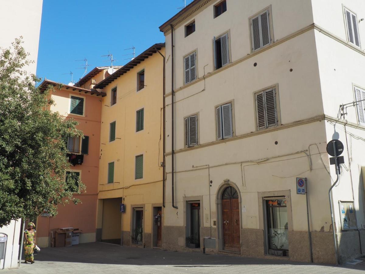 Casa Di Pierina Lägenhet Poggibonsi Exteriör bild